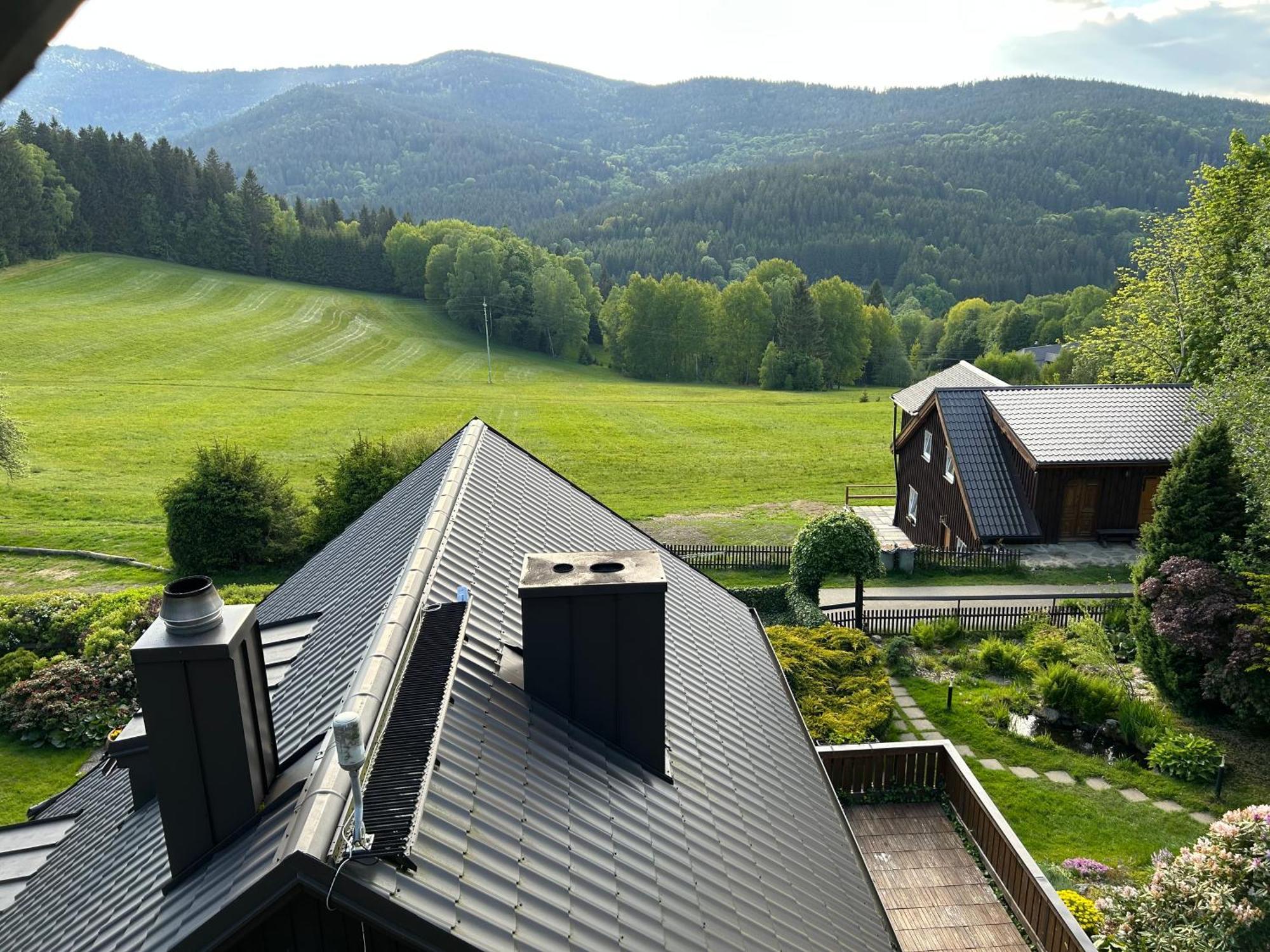 Chata Jezevec Hojsova Stráž Zewnętrze zdjęcie